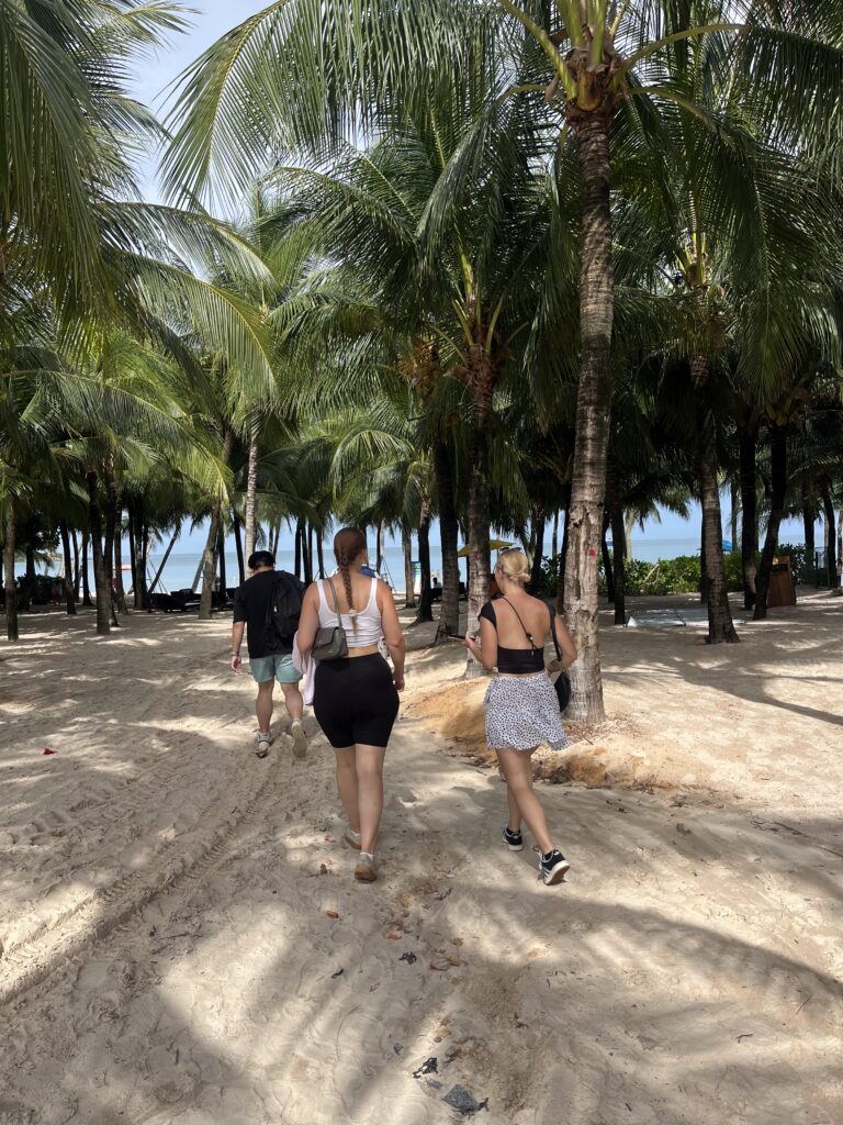 Nora’s Café, An Thoi Beach & Sunset Town